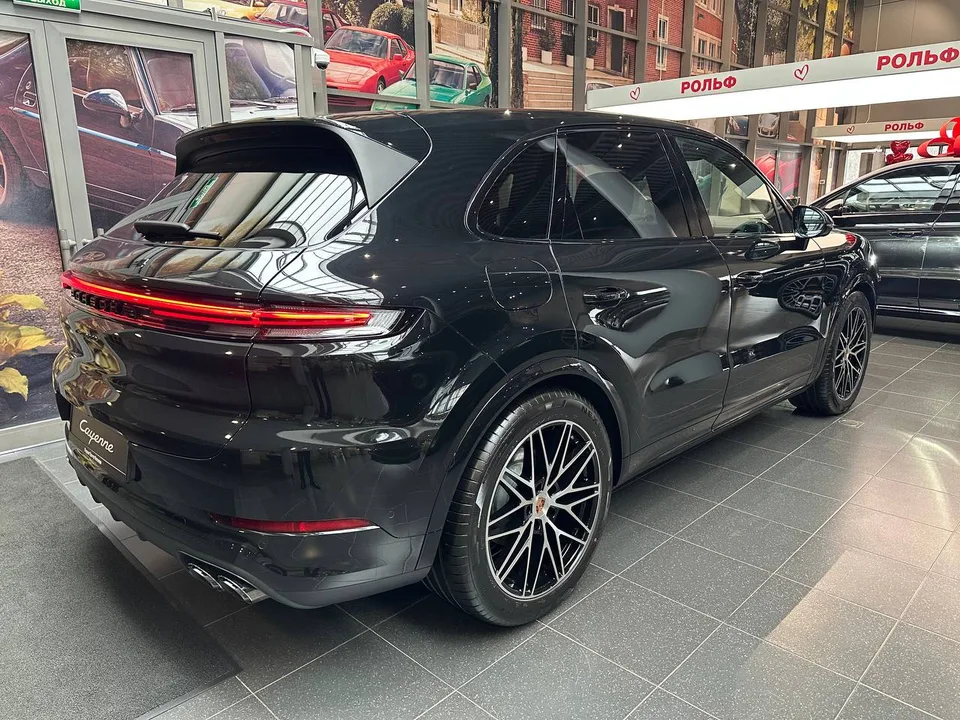 Porsche Cayenne 2026 — миниатюра 4