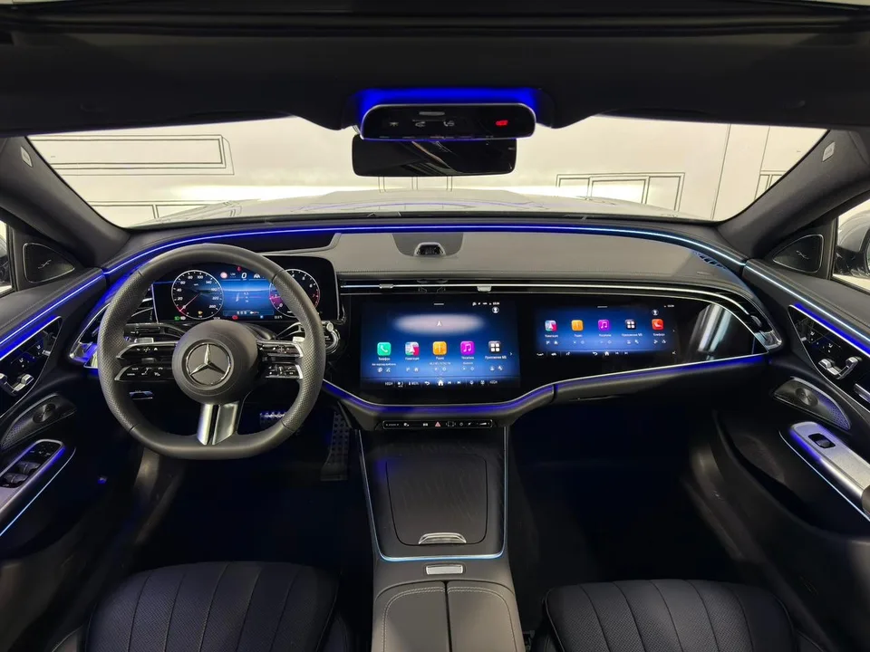 Mercedes-Benz E-Class 2025 — миниатюра 3
