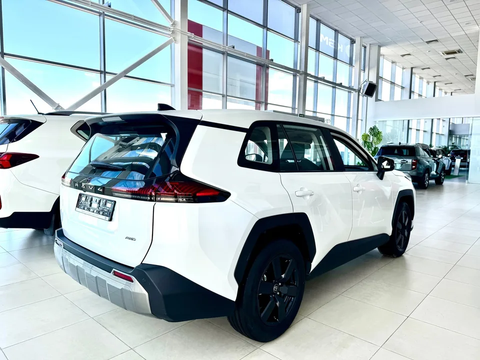 Toyota RAV4 2025 — миниатюра 2