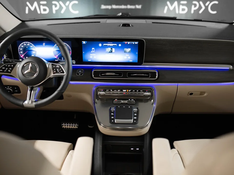 Mercedes-Benz V-Класс 2026 — миниатюра 2