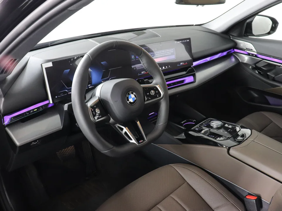 BMW 5 Series 2025 — миниатюра 5