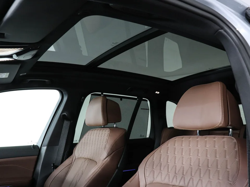 BMW X5 2025 — миниатюра 5