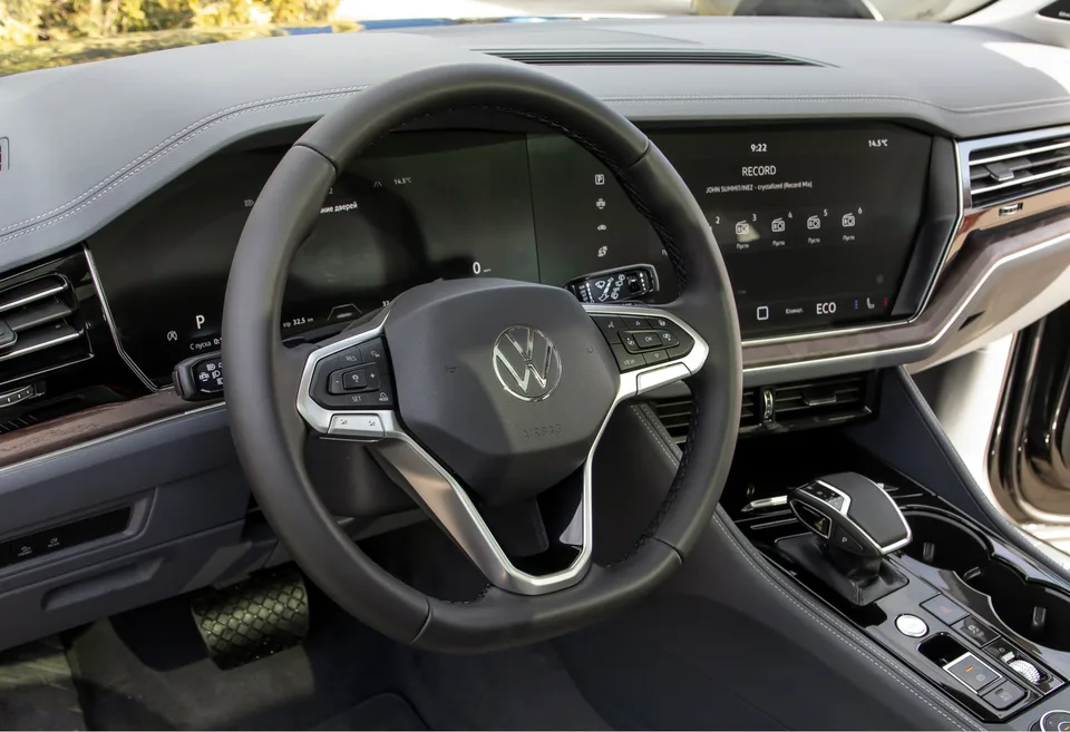 Volkswagen Touareg 2025 — миниатюра 3