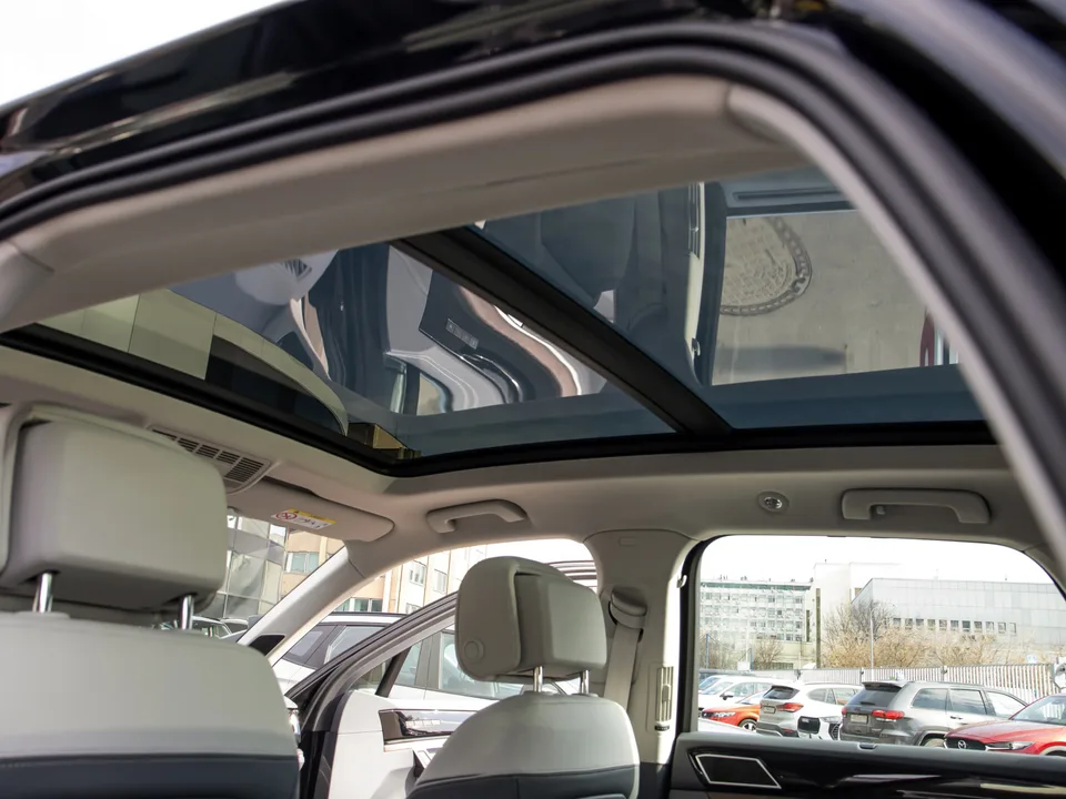 Volkswagen Touareg 2025 — миниатюра 5