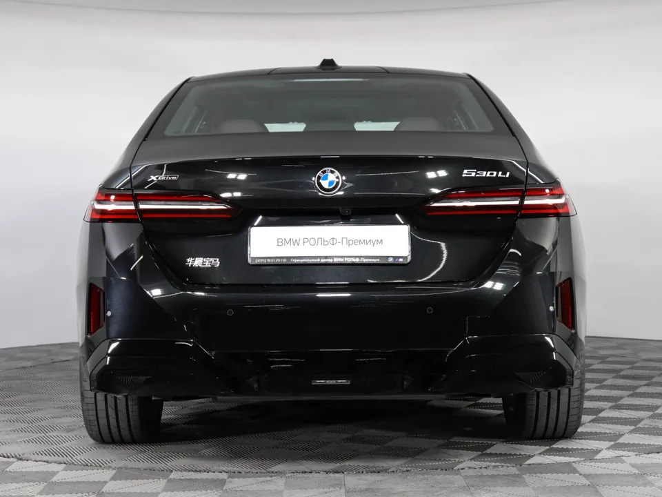 BMW 5 Series 2025 — миниатюра 2