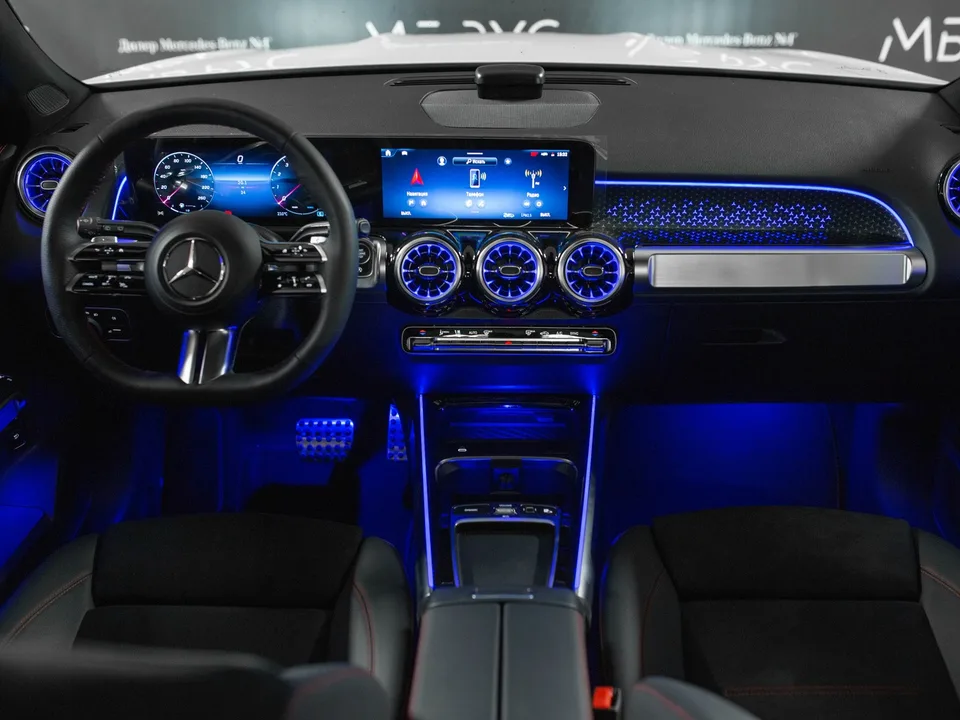 Mercedes-Benz GLB-Class 2025 — миниатюра 2