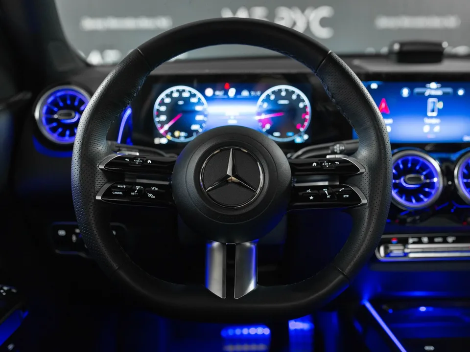 Mercedes-Benz GLB-Class 2024 — миниатюра 5