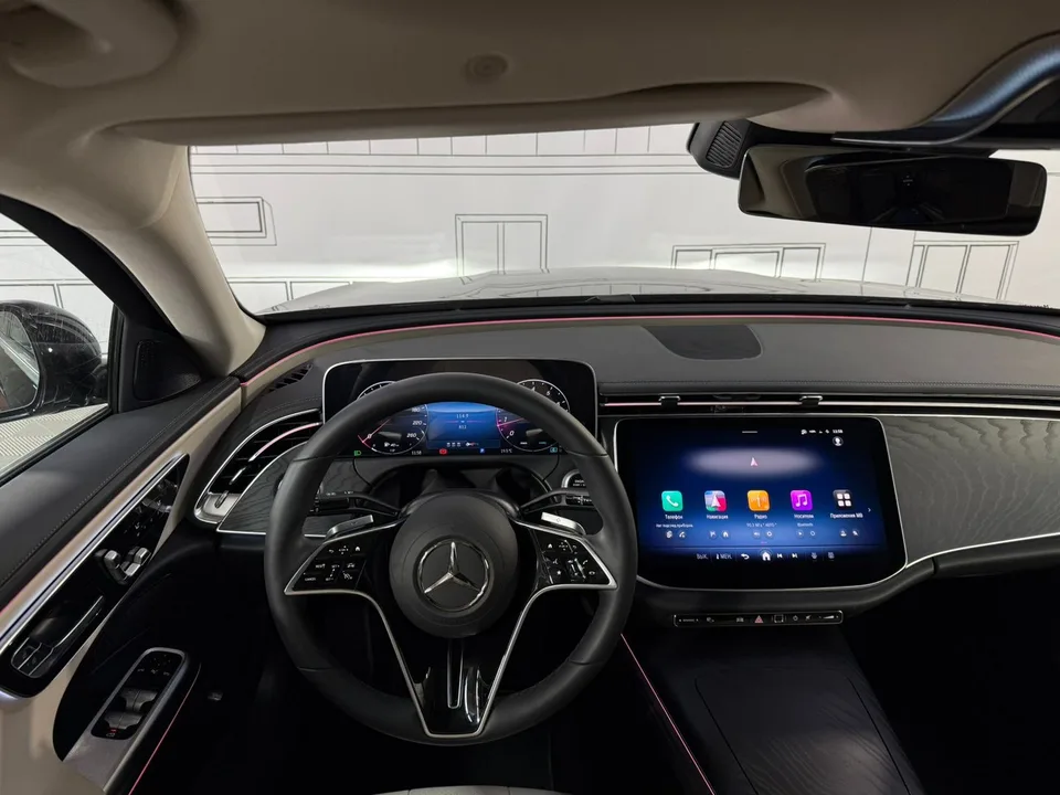Mercedes-Benz E-Class 2025 — миниатюра 3