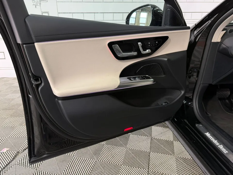 Mercedes-Benz E-Class 2025 — миниатюра 5
