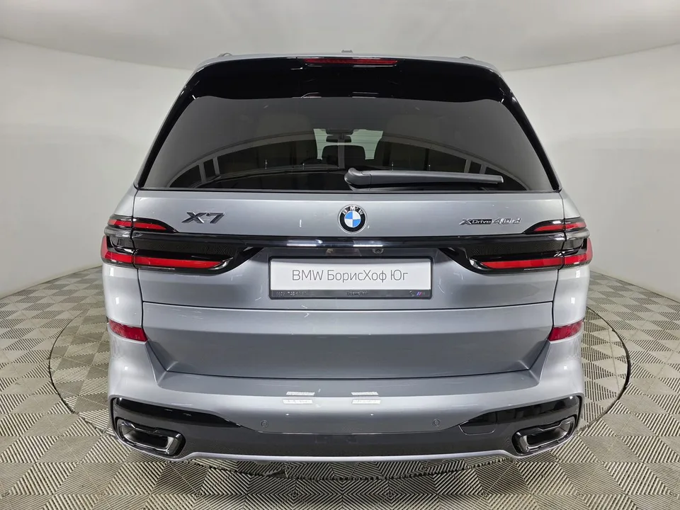 BMW X7 2025 — миниатюра 2