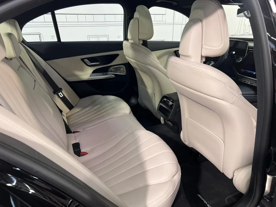Mercedes-Benz E-Class 2024 — миниатюра 5