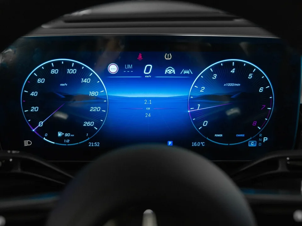 Mercedes-Benz GLC-Class 2025 — миниатюра 5