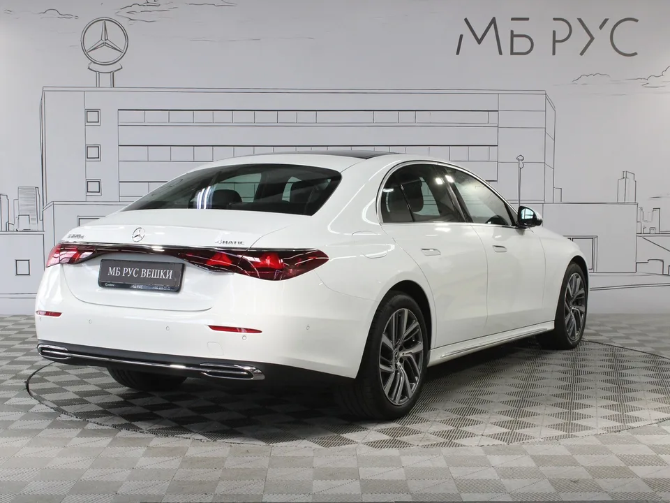 Mercedes-Benz E-Class 2024 — миниатюра 2
