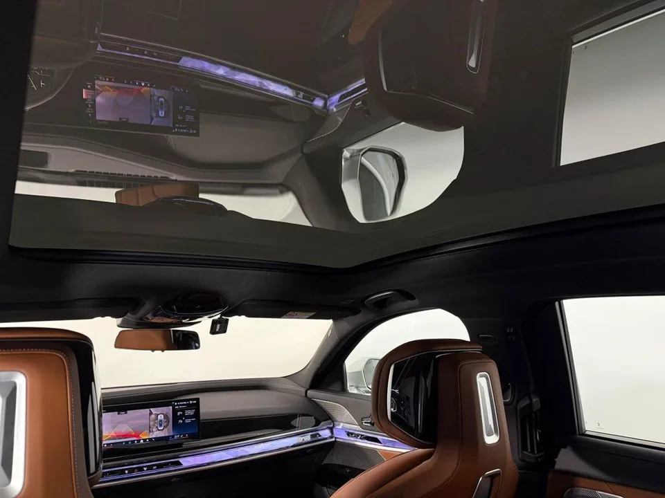 BMW 7 серия 2024 — миниатюра 4