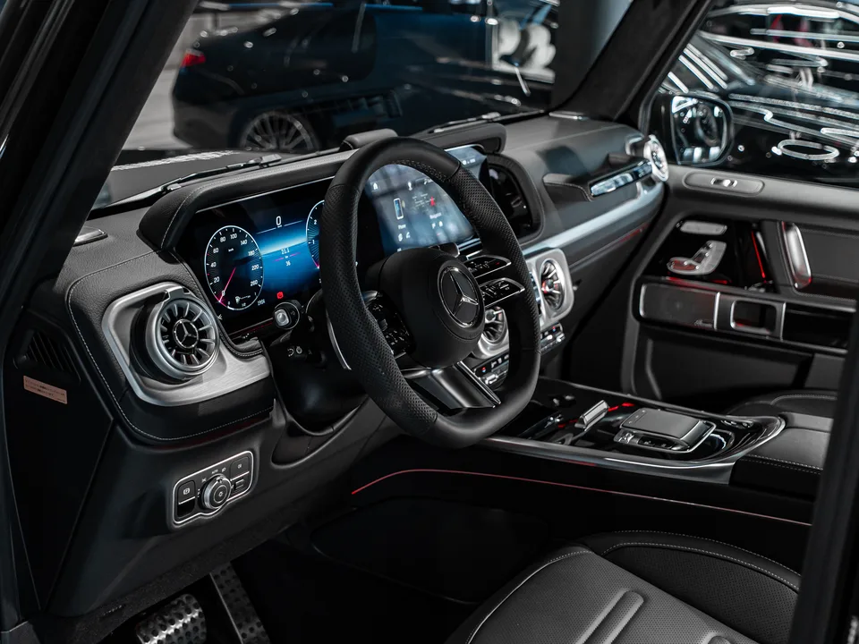 Mercedes-Benz G-Class (W463b) 2024 — миниатюра 3