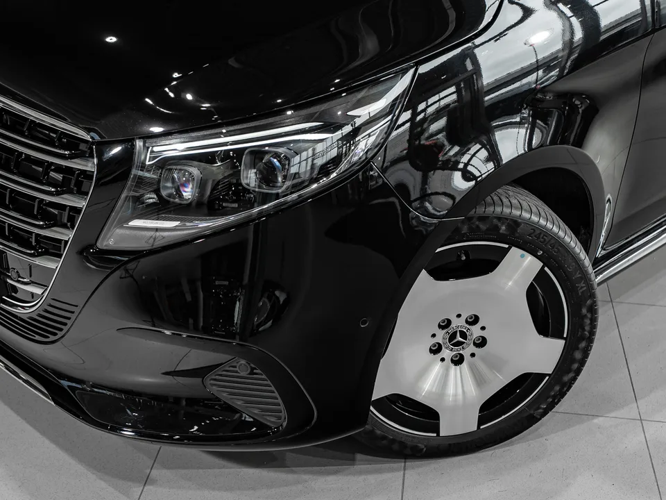 Mercedes-Benz V-Класс 2026 — миниатюра 3