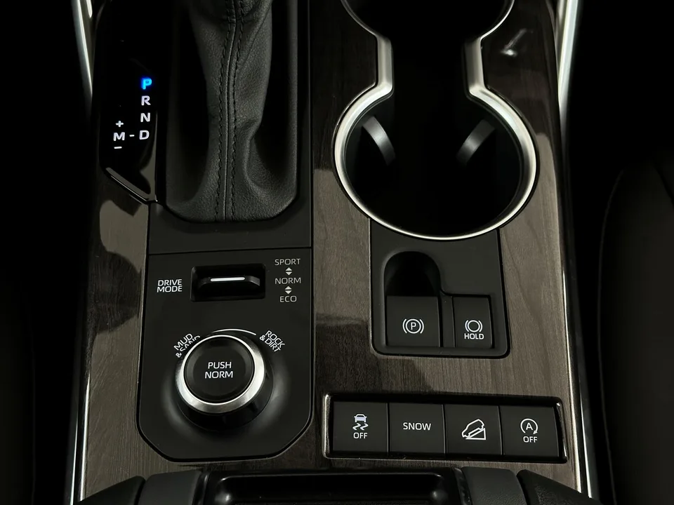 Toyota Highlander 2025 — миниатюра 4
