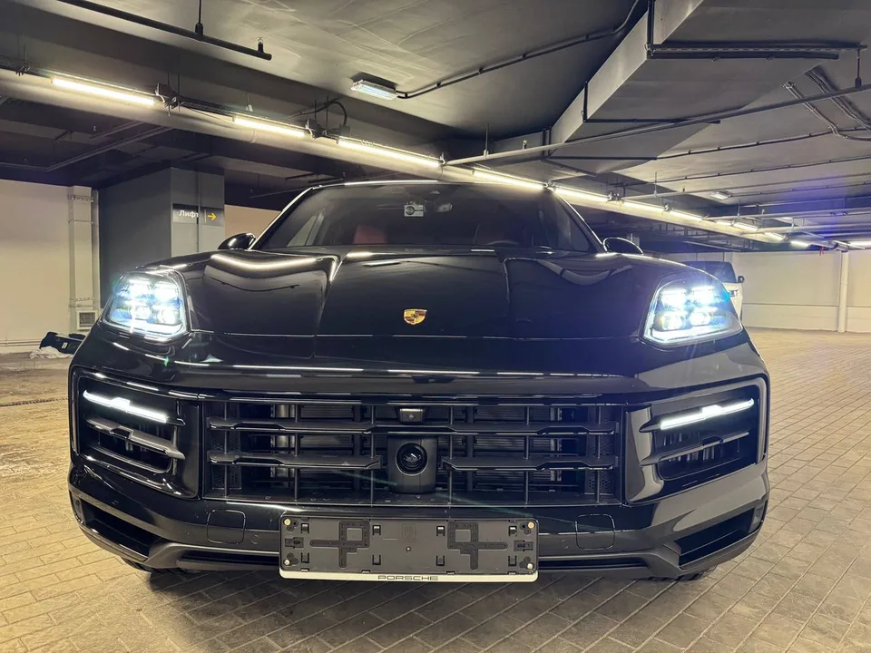 Porsche Cayenne 2025 — миниатюра 4