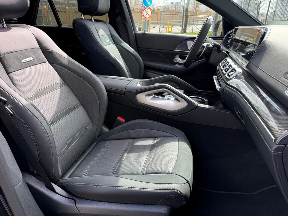 Mercedes-Benz GLE Coupe AMG 2025 — миниатюра 4