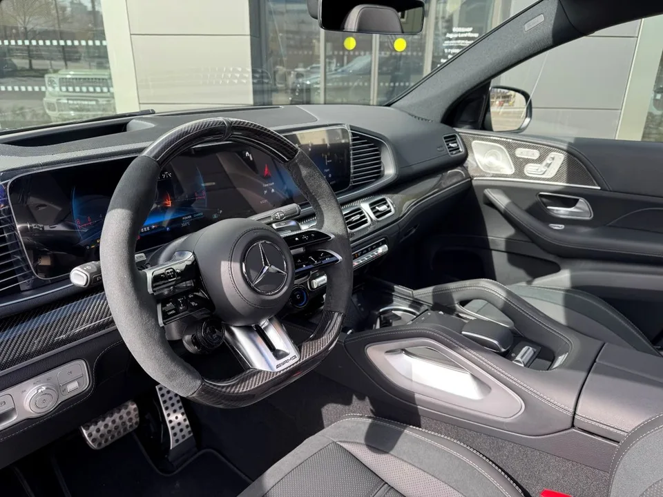 Mercedes-Benz GLE Coupe AMG 2025 — миниатюра 5