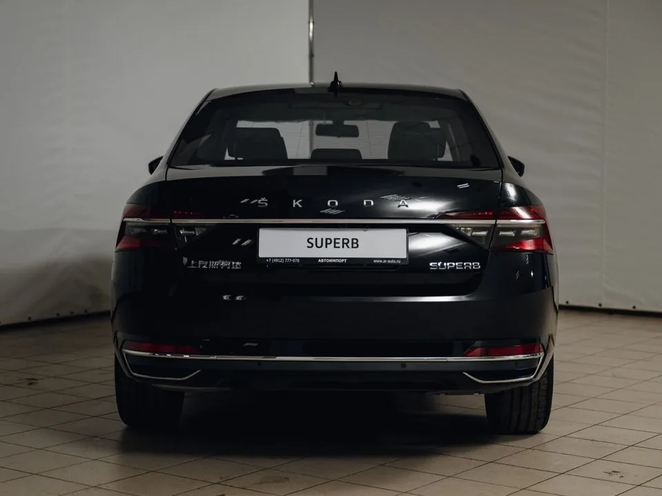 Skoda Superb 2025 — миниатюра 3