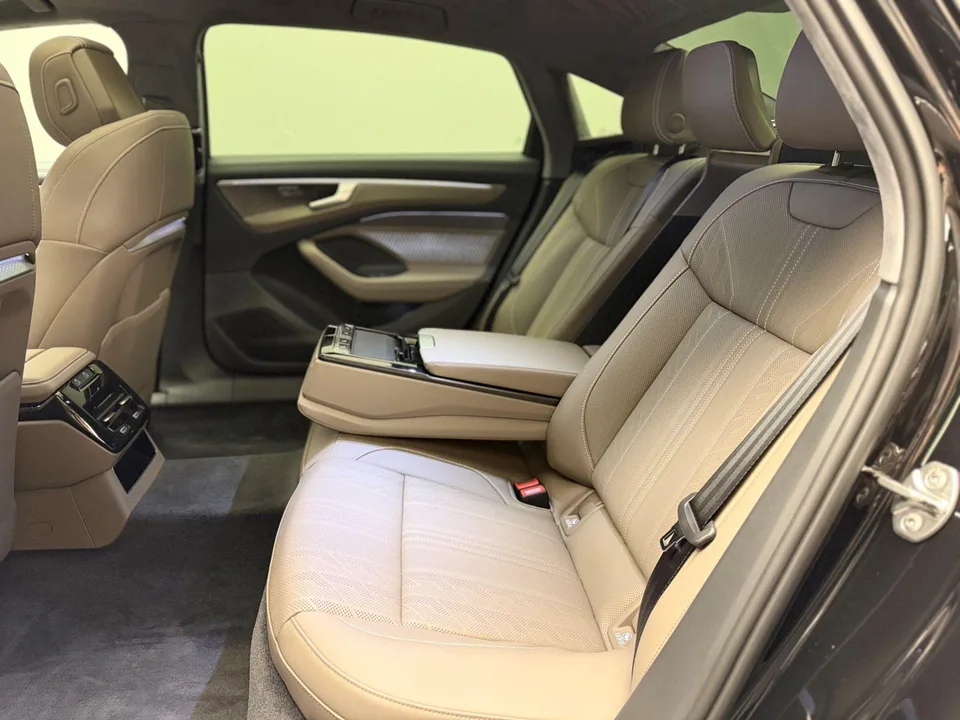 Audi A6 2026 — миниатюра 4