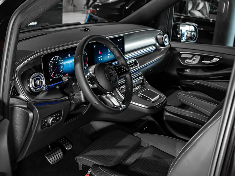 Mercedes-Benz V-Класс 2026 — миниатюра 3