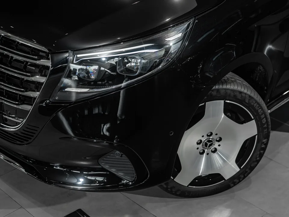 Mercedes-Benz V-Класс 2026 — миниатюра 3