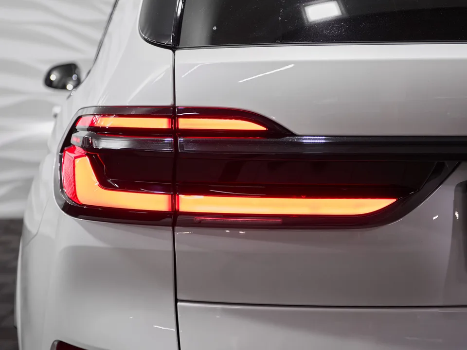 BMW X7 2025 — миниатюра 3