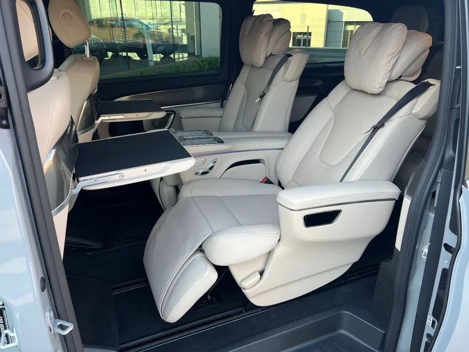 Mercedes-Benz V-Класс 2026 — миниатюра 3