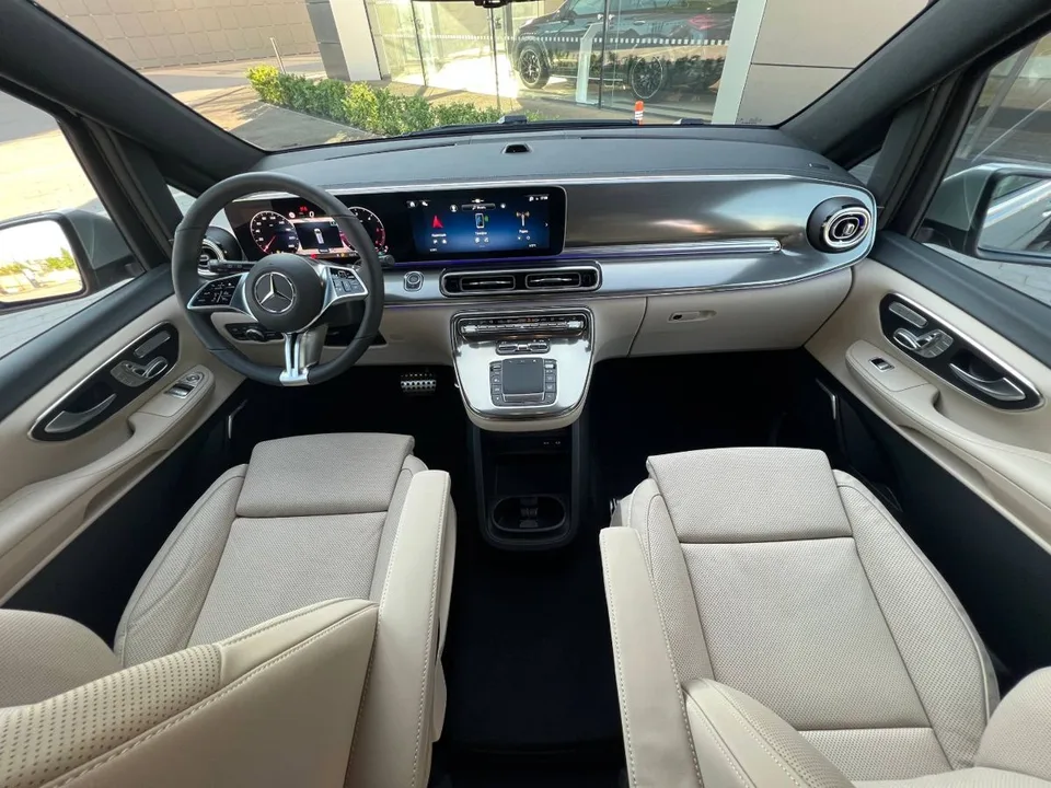 Mercedes-Benz V-Класс 2026 — миниатюра 4