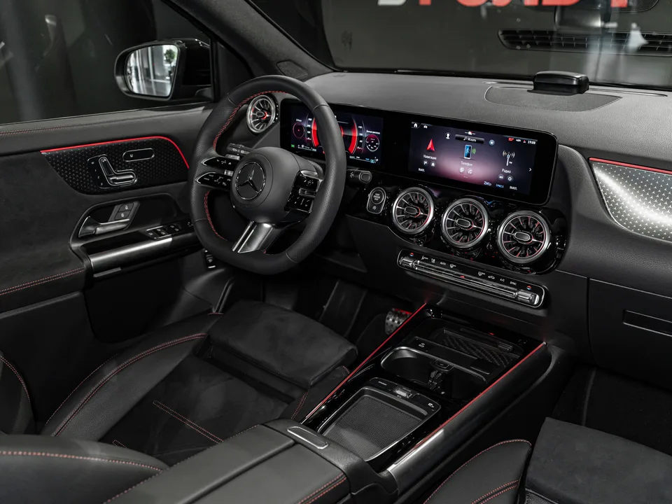 Mercedes-Benz GLA 2024 — миниатюра 5
