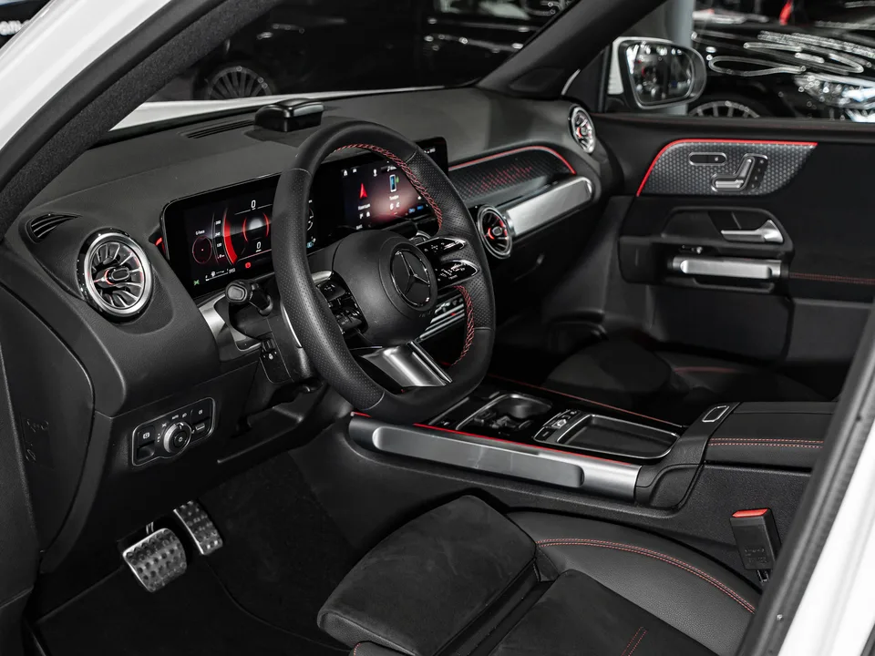 Mercedes-Benz GLB-Class 2025 — миниатюра 3