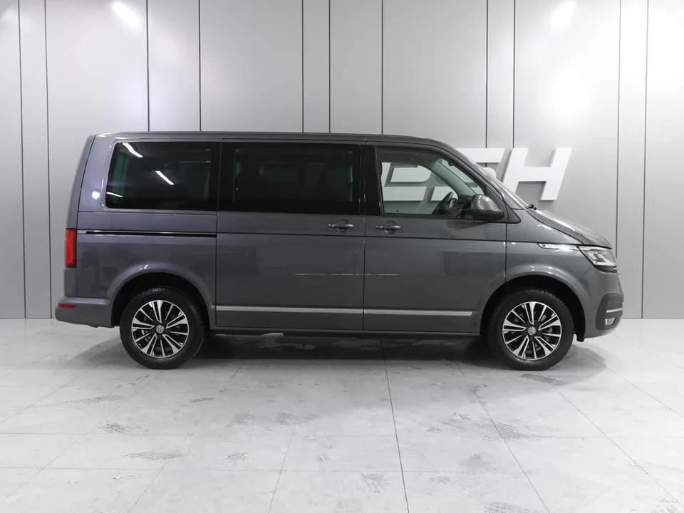 Volkswagen Caravelle 2023 — миниатюра 2