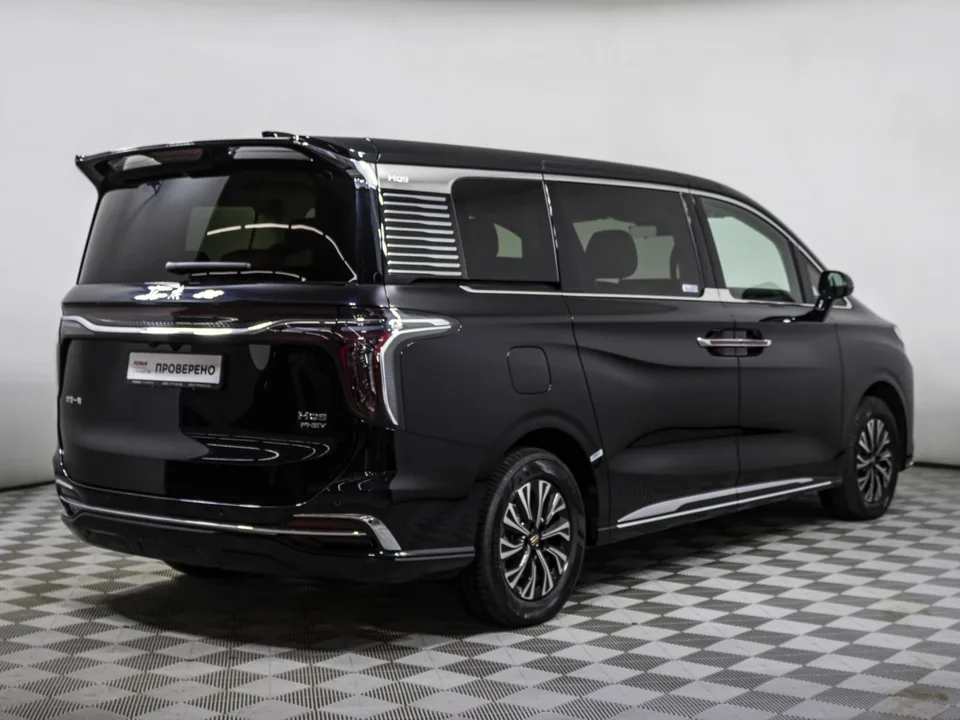 Hongqi HQ9 2025 — миниатюра 2