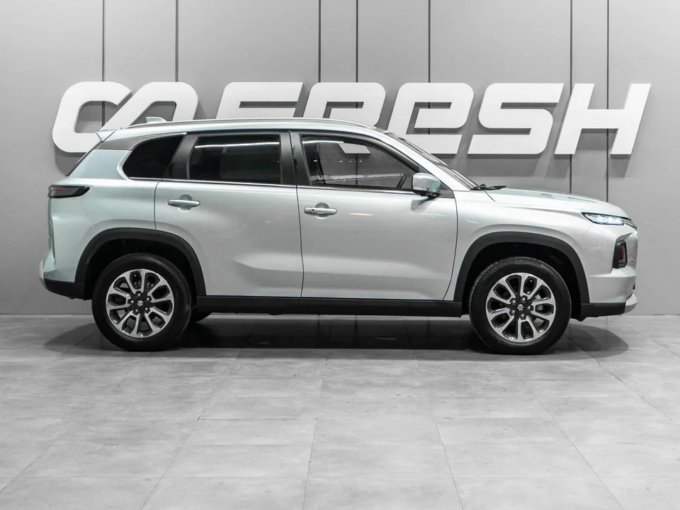 Suzuki Grand Vitara 2023 — миниатюра 5