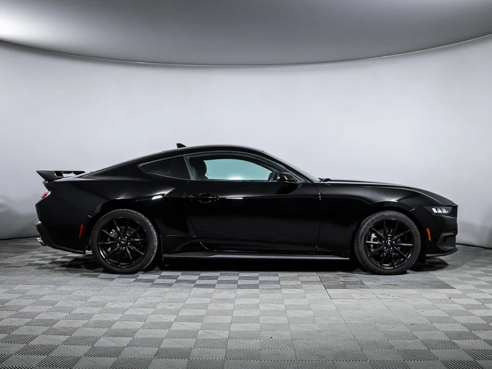 Ford Mustang 2023 — миниатюра 4
