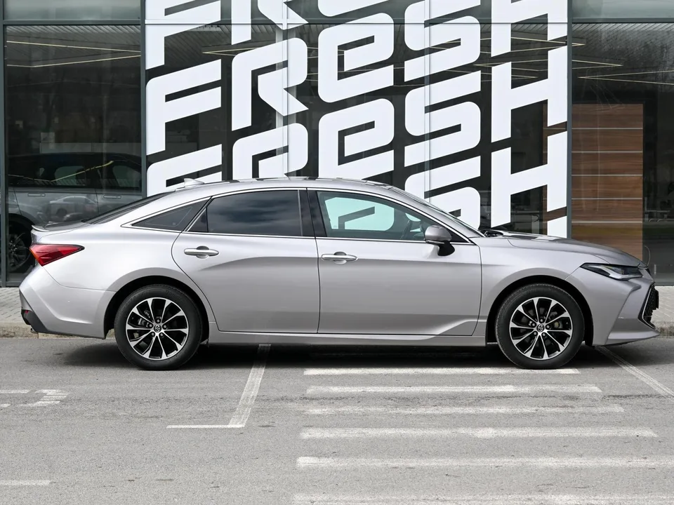 Toyota Avalon 2022 — миниатюра 2