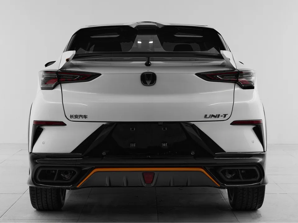 Changan UNI-T 2023 — миниатюра 2