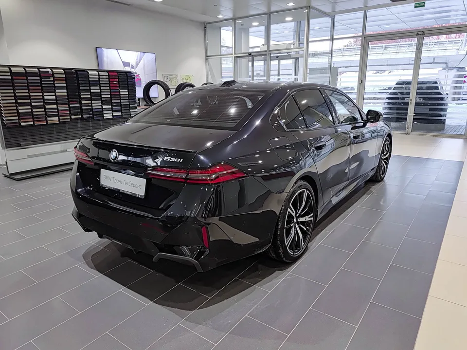BMW 5 Series 2024 — миниатюра 5