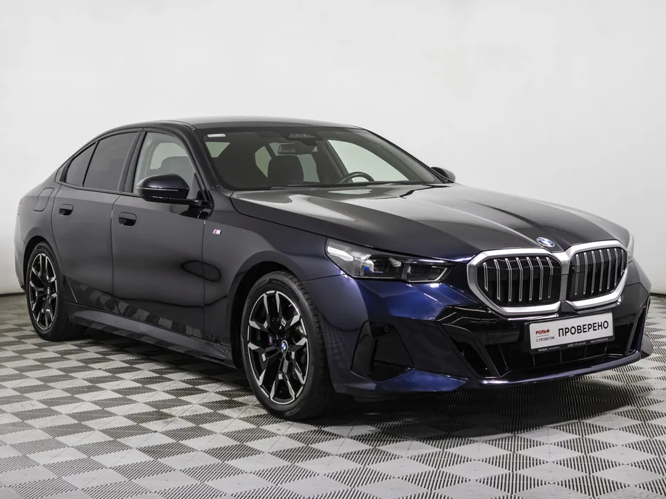 BMW 5 Series 2023 — миниатюра 4