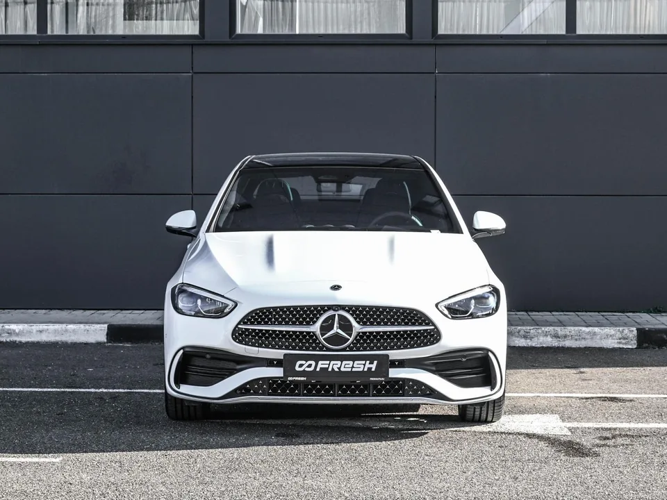 Mercedes-Benz C-Класс 2025 — миниатюра 3