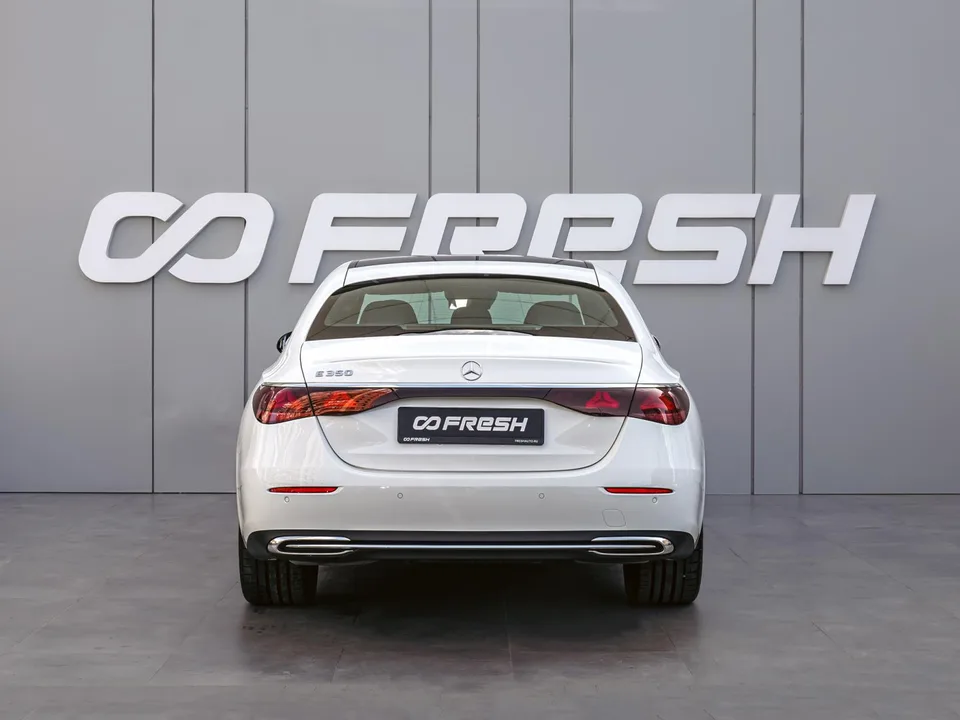 Mercedes-Benz E-Class 2025 — миниатюра 4