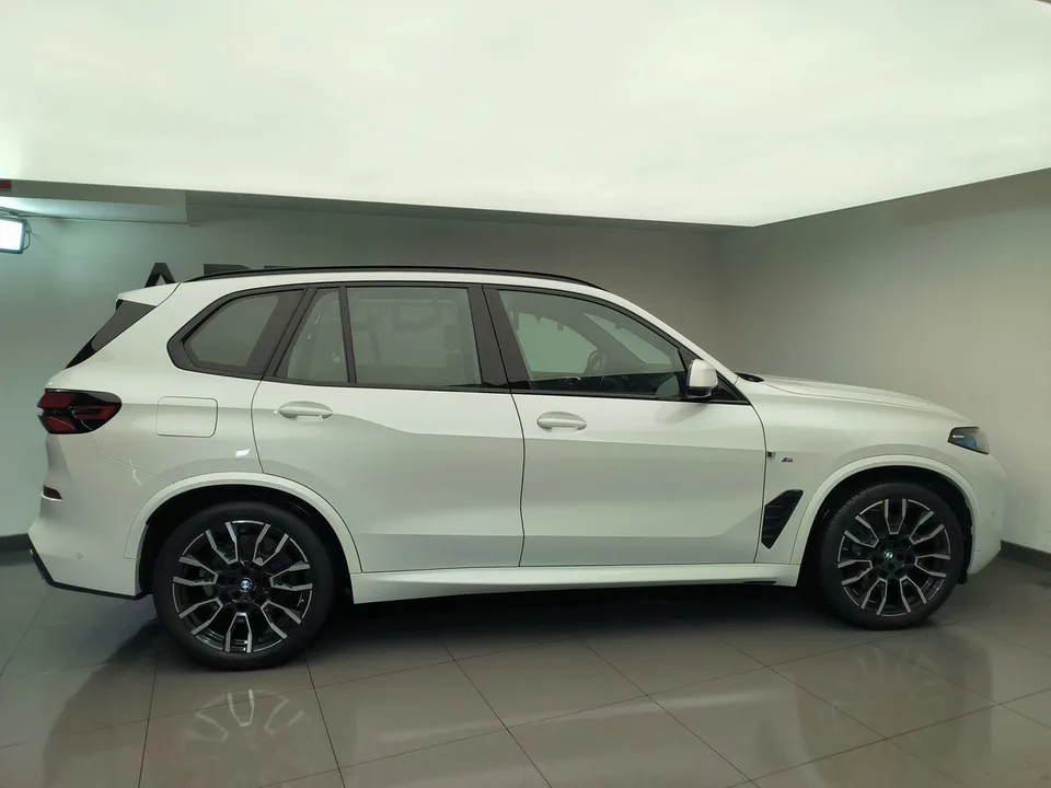 BMW X5 2023 — миниатюра 5