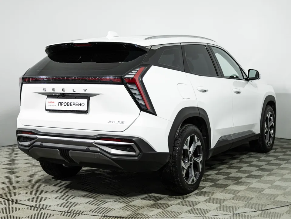 Geely Atlas 2023 — миниатюра 2