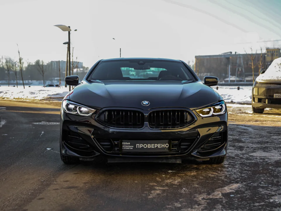 BMW 8 Series 2024 — миниатюра 4