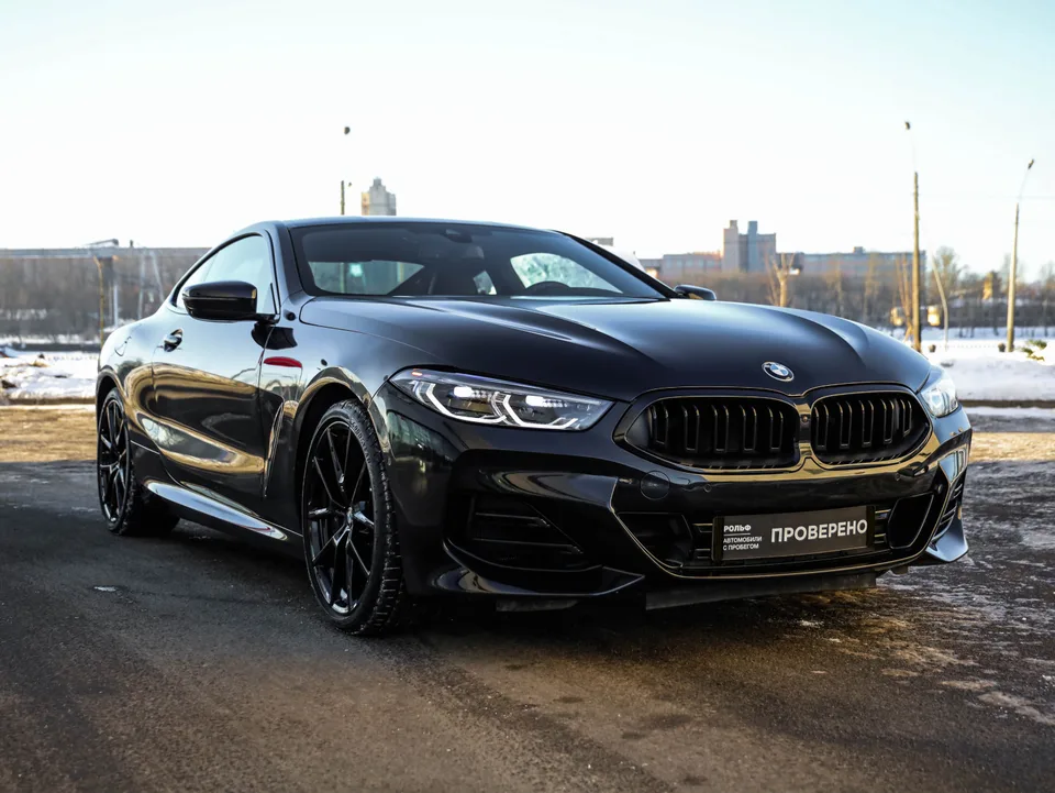 BMW 8 Series 2024 — миниатюра 5