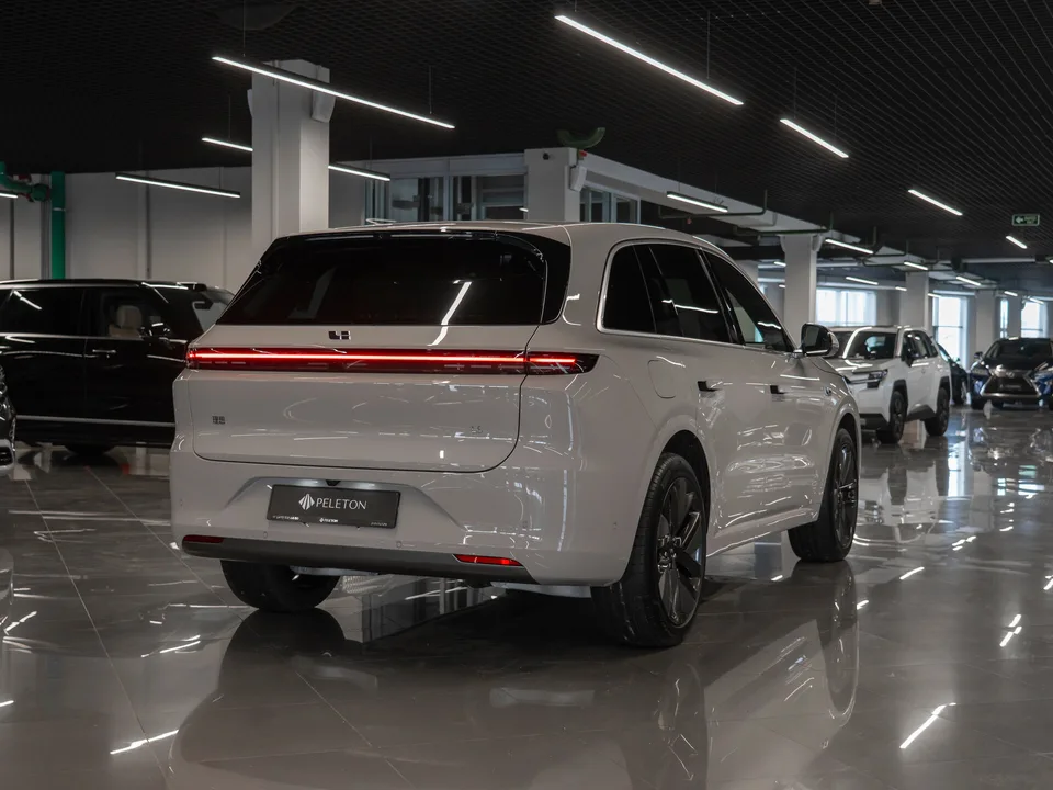 Li Xiang L6 2024 — миниатюра 5