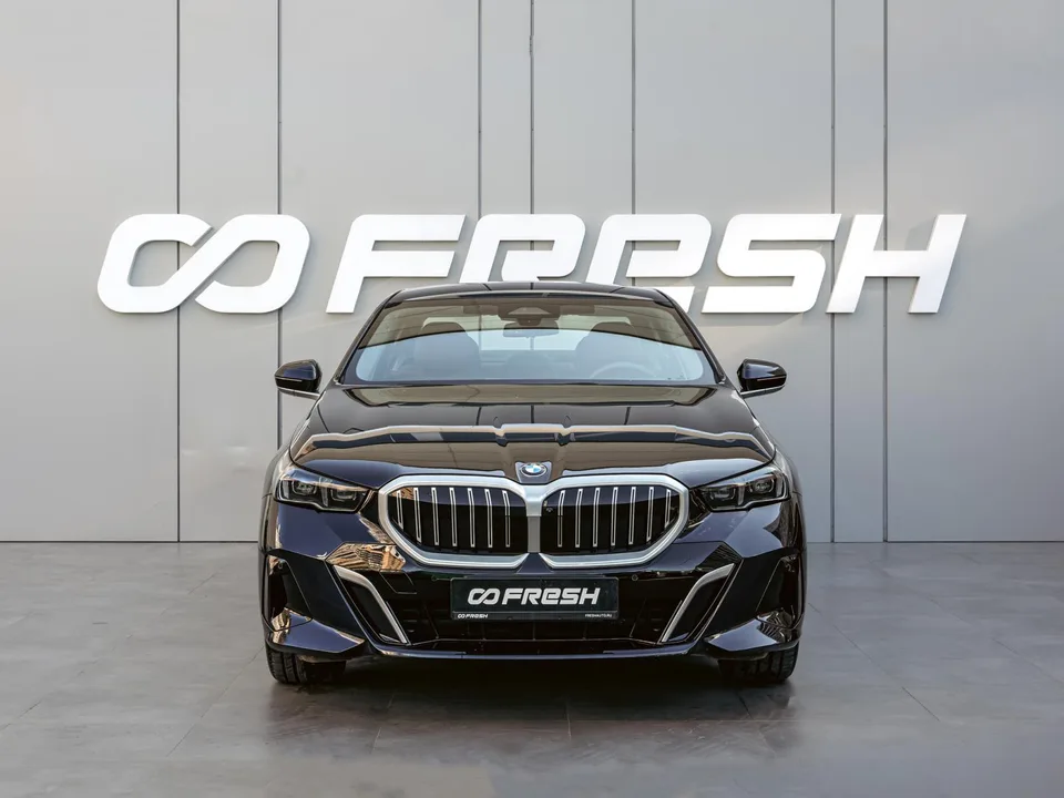 BMW 5 Series 2025 — миниатюра 3