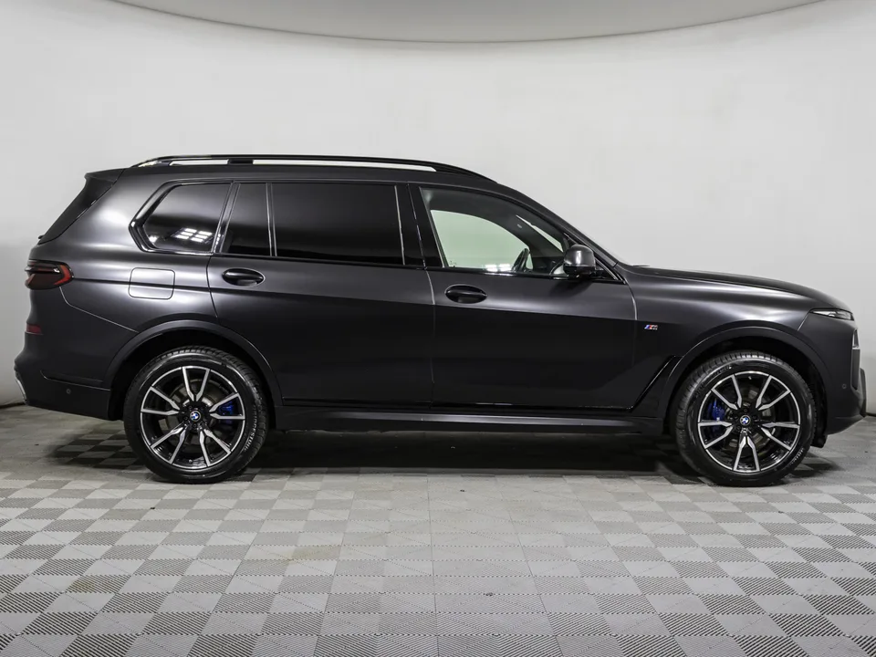 BMW X7 2023 — миниатюра 4